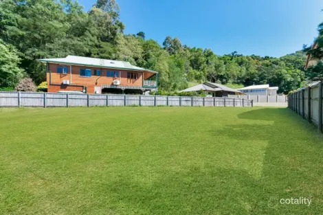 Property photo of 5 Hillside Close Aeroglen QLD 4870