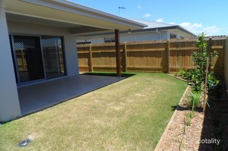 Property photo of 9 Ellabay Crescent Redland Bay QLD 4165