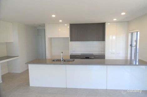 Property photo of 9 Ellabay Crescent Redland Bay QLD 4165