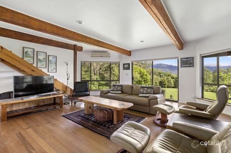 Property photo of 16 John Locke Place Gleniffer NSW 2454