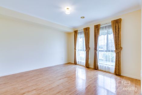 Property photo of 15 Wavish Court Werribee VIC 3030