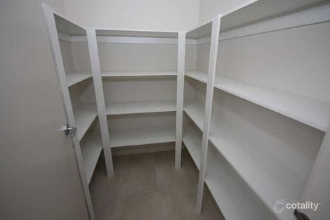 Property photo of 40 Lansdowne Parade Tarneit VIC 3029