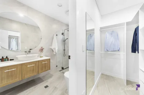 Property photo of 32 Houston Road Yagoona NSW 2199