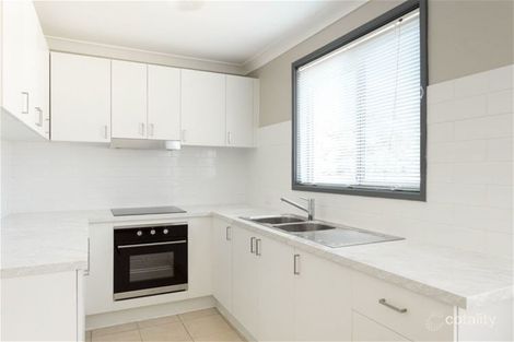 Property photo of 2/18 Tungoo Place St Helens Park NSW 2560