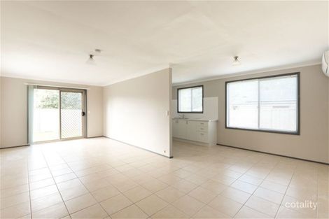 Property photo of 2/18 Tungoo Place St Helens Park NSW 2560