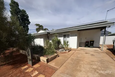 Property photo of 32 Bopeechee Street Roxby Downs SA 5725
