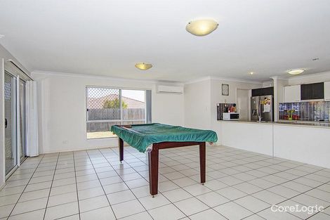 Property photo of 19 Sunrise Crescent Regents Park QLD 4118