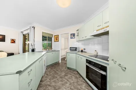 Property photo of 83 Baxter Crescent Forest Lake QLD 4078