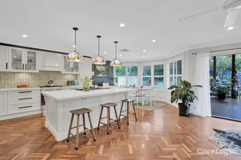 Property photo of 32 Windarra Place Castle Hill NSW 2154