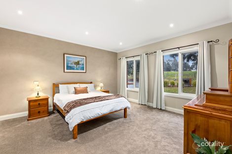 Property photo of 24 Landano Way Doreen VIC 3754