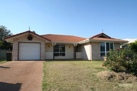 76 CRINUM CRES, EMERALD, QLD 4720