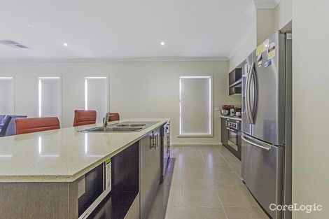 Property photo of 8 Woolybush Drive Tarneit VIC 3029