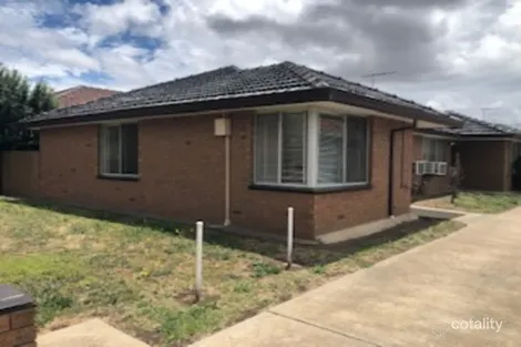 Property photo of 1/4 Elizabeth Street St Albans VIC 3021