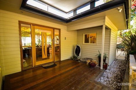 Property photo of 16 Endeavour Drive Avoca Beach NSW 2251