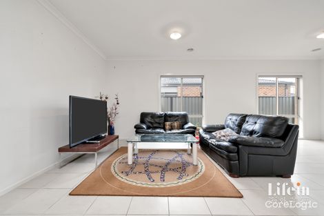 Property photo of 4 Bluebell Drive Craigieburn VIC 3064