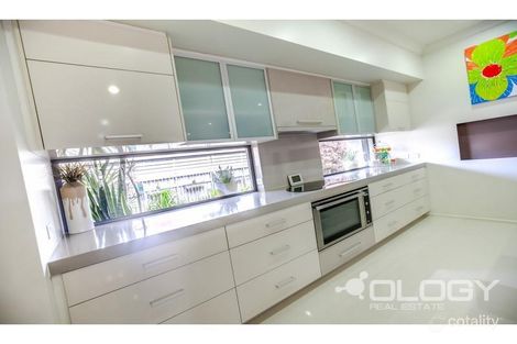 Property photo of 14 Warner Avenue Norman Gardens QLD 4701