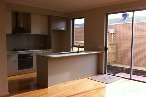 Property photo of 34 Camera Walk Coburg North VIC 3058