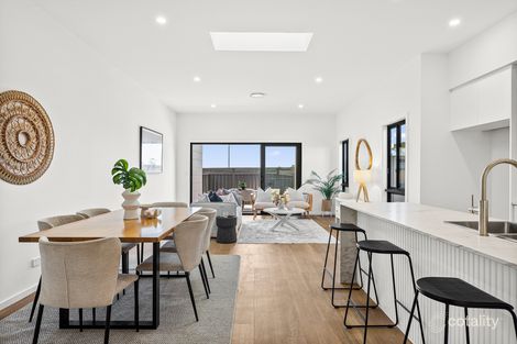 Property photo of 2 Universal Avenue Dunmore NSW 2529