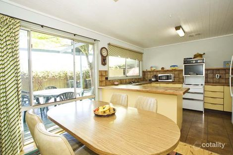 Property photo of 24 Panoramic Grove Glen Waverley VIC 3150