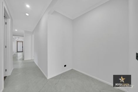 Property photo of 9 Damesfly Circuit Tarneit VIC 3029