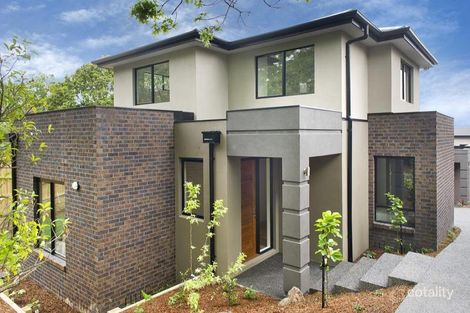 Property photo of 2 Grandview Road Box Hill South VIC 3128