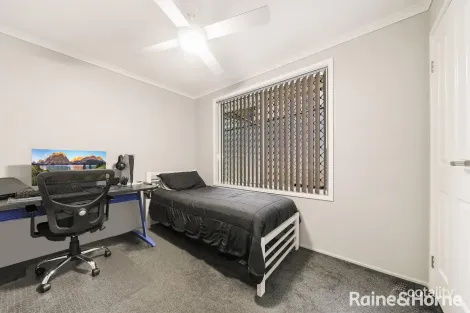 Property photo of 39 Balthasar Close Rosemeadow NSW 2560
