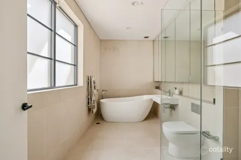 Property photo of 716/46-48 Riley Street Woolloomooloo NSW 2011