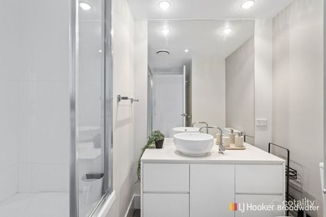 Property photo of 1403/438 Marine Parade Biggera Waters QLD 4216