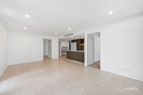 Property photo of 204/125 Station Road Indooroopilly QLD 4068