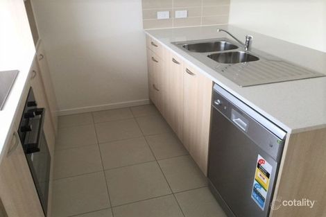 Property photo of 1/305 Tallagandra Road Holmview QLD 4207