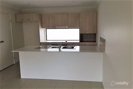 Property photo of 1/305 Tallagandra Road Holmview QLD 4207