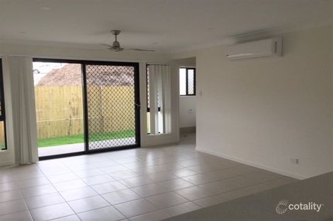 Property photo of 1/305 Tallagandra Road Holmview QLD 4207