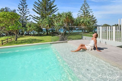 Property photo of 18 Oceanfront Drive Sapphire Beach NSW 2450