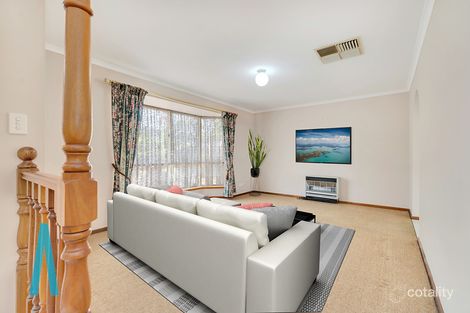 Property photo of 1 Jacaranda Drive Craigmore SA 5114