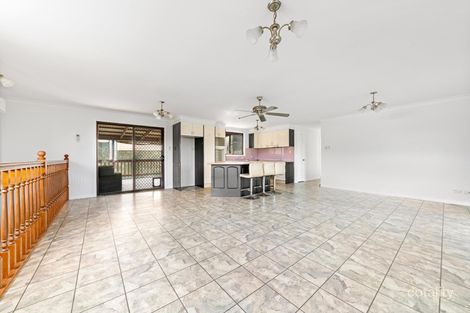 18 Uratta St, West Gosford, NSW 2250