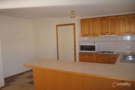 Property photo of 3 Rees Close Drouin VIC 3818