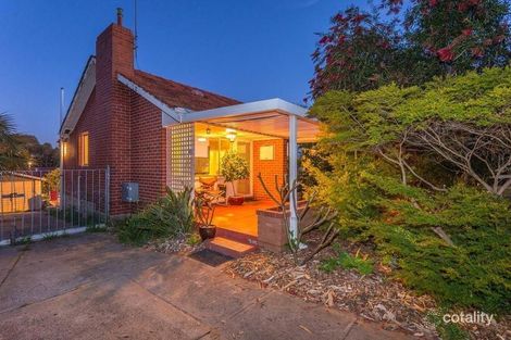 24 Tonkin Rd, Hilton, WA 6163