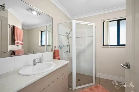 Property photo of 50 Bentley Drive Regency Downs QLD 4341