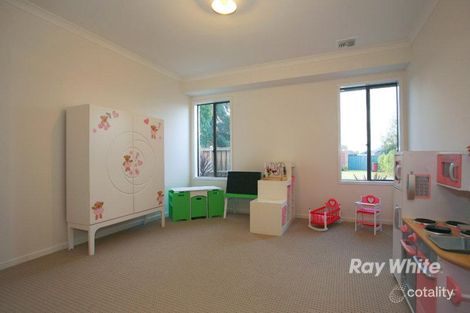 Property photo of 11 Aquanita Close Lyndhurst VIC 3975
