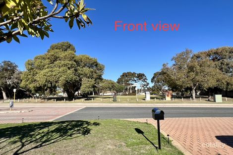 Property photo of 21 Glenfine Way Carramar WA 6031