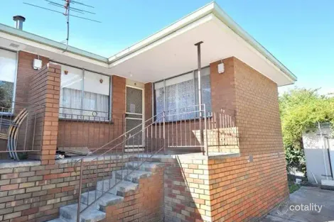 6/8 Chisholm St, Soldiers Hill, VIC 3350