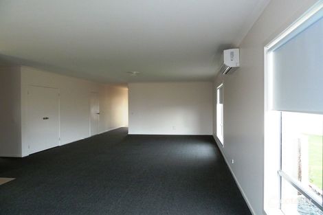 Property photo of 14 Maygar Avenue Wodonga VIC 3690