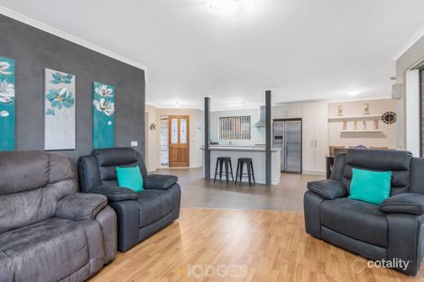 Property photo of 3 Captain Cook Close Skye VIC 3977