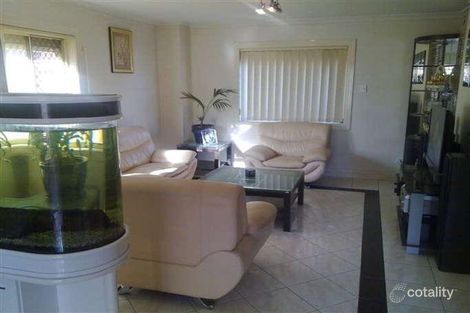 Property photo of 12/4-38 Roberts Road Greenacre NSW 2190