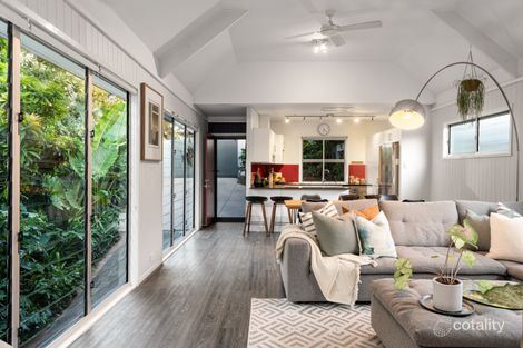 Property photo of 106 Hawthorne Road Hawthorne QLD 4171