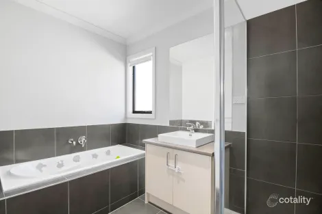 Property photo of 5/11 Ramona Court Tarneit VIC 3029