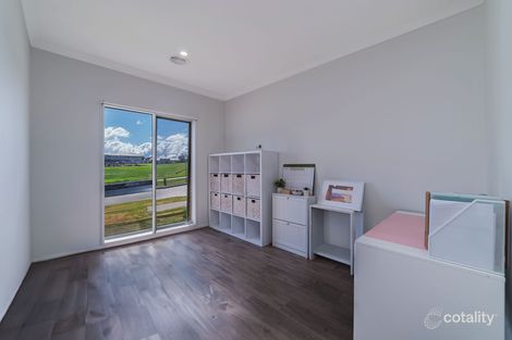 Property photo of 15 Artesian Way Beveridge VIC 3753