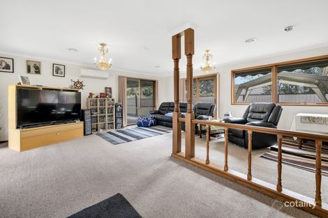 Property photo of 3 Dove Court Werribee VIC 3030