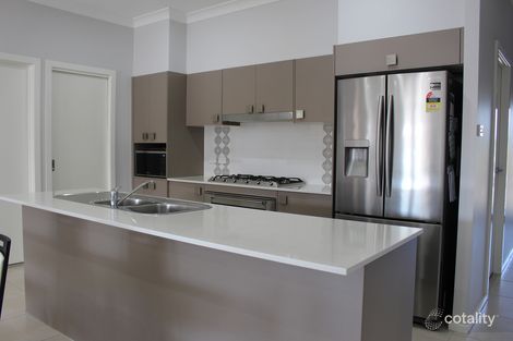 Property photo of 3 Sugarloaf Crescent Colebee NSW 2761
