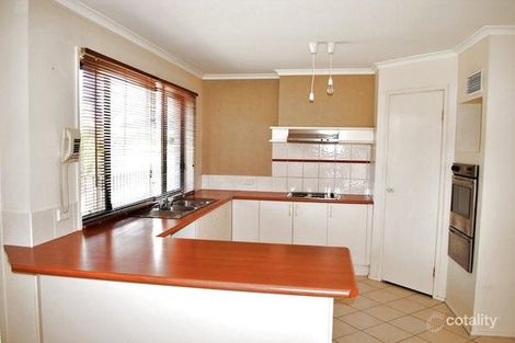 Property photo of 16 Plum Close Casula NSW 2170